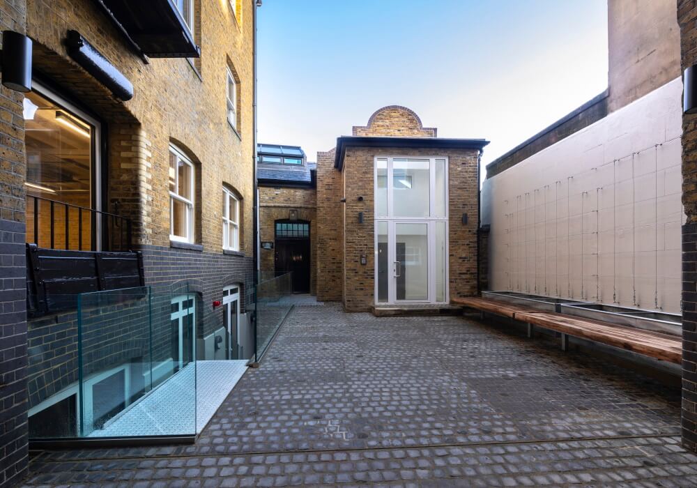 Available Offices - 52 THRALE STREET, LONDON, SE1