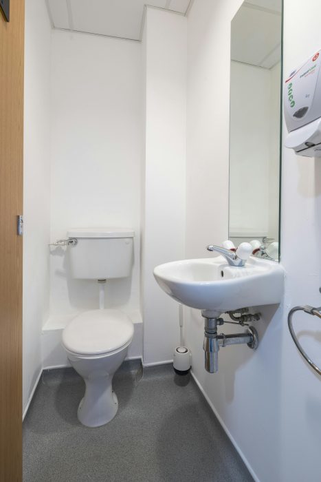 terraced office space by Vauxhall Station at 31-33 Bondway