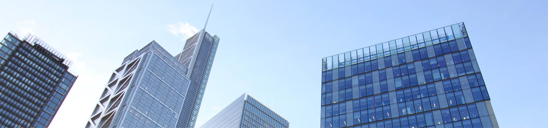 Photo of skyline including salesforce tower. For bbg flexible office.