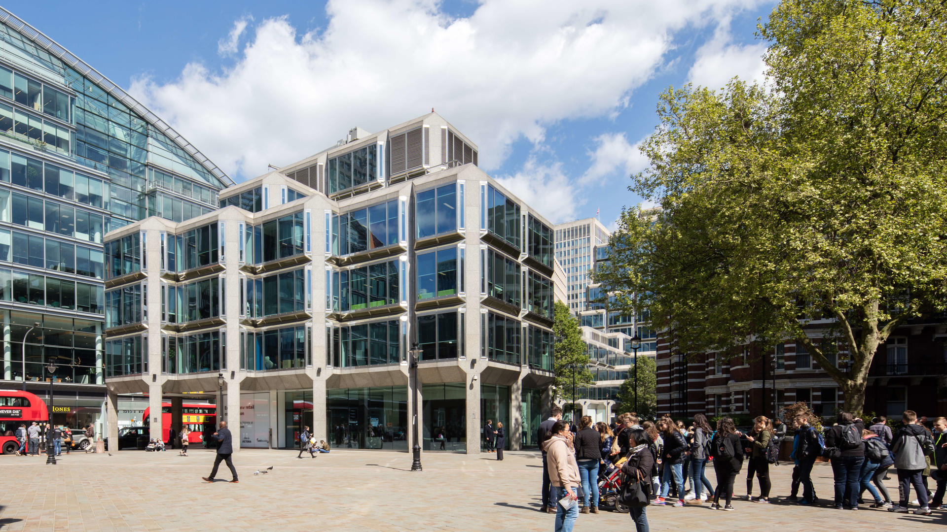 Flexible working office rental 123 Victoria Street