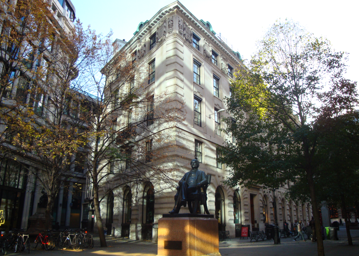 1 – 3 ROYAL EXCHANGE BUILDINGS – 1,969 SQ FT TO LET